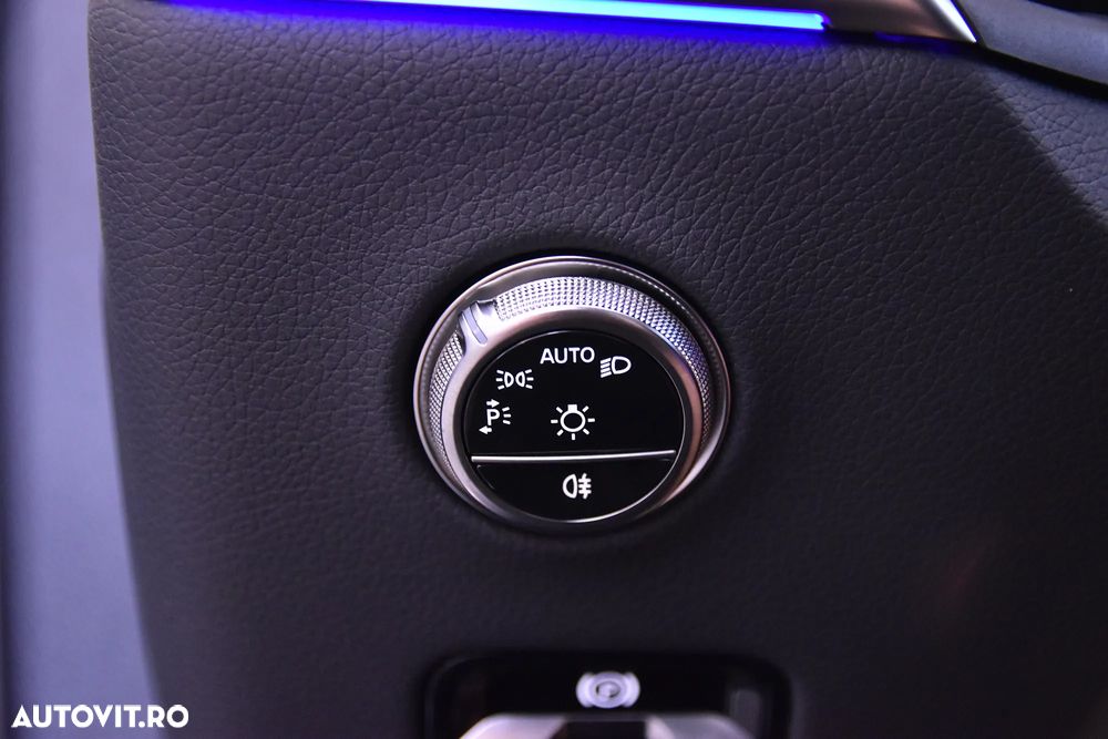 Mercedes-Benz GLC 300 e 4MATIC PHEV - 15