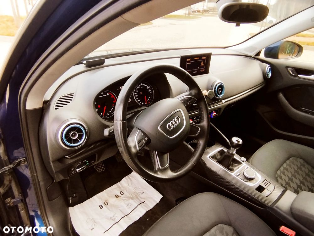 Audi A3 Sportback 1.4 TFSI Attraction - 23