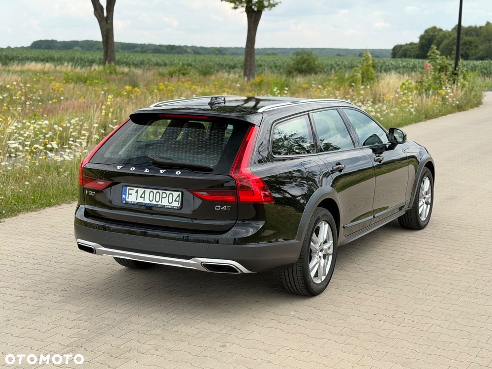 Volvo V90 Cross Country D4 AWD Geartronic Pro - 6