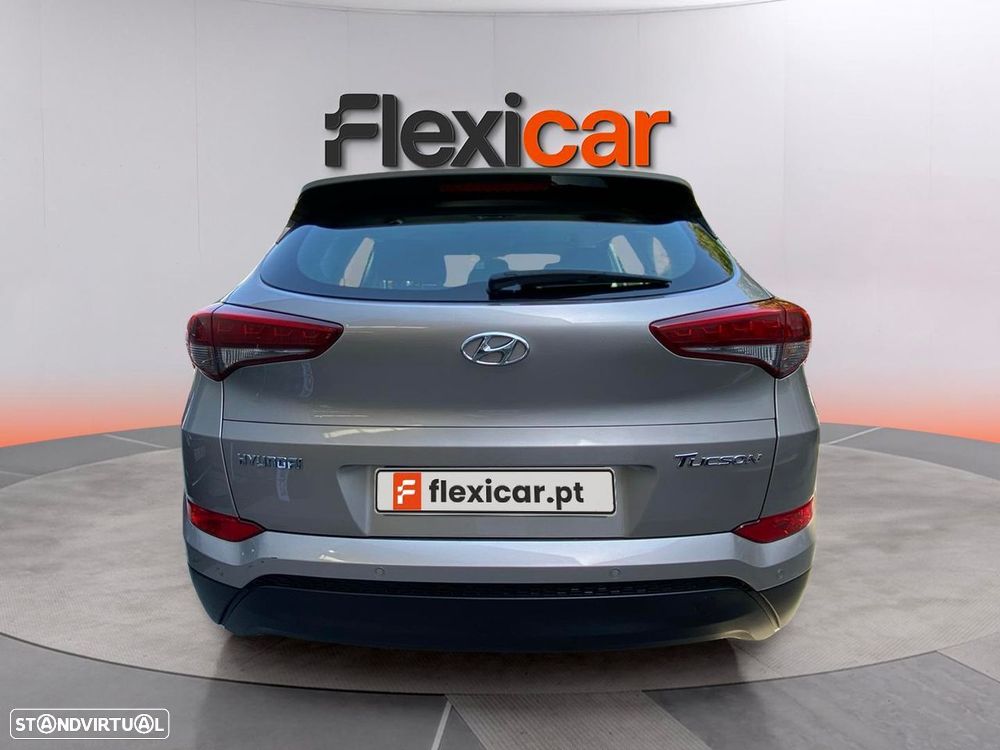 Hyundai Tucson - 8
