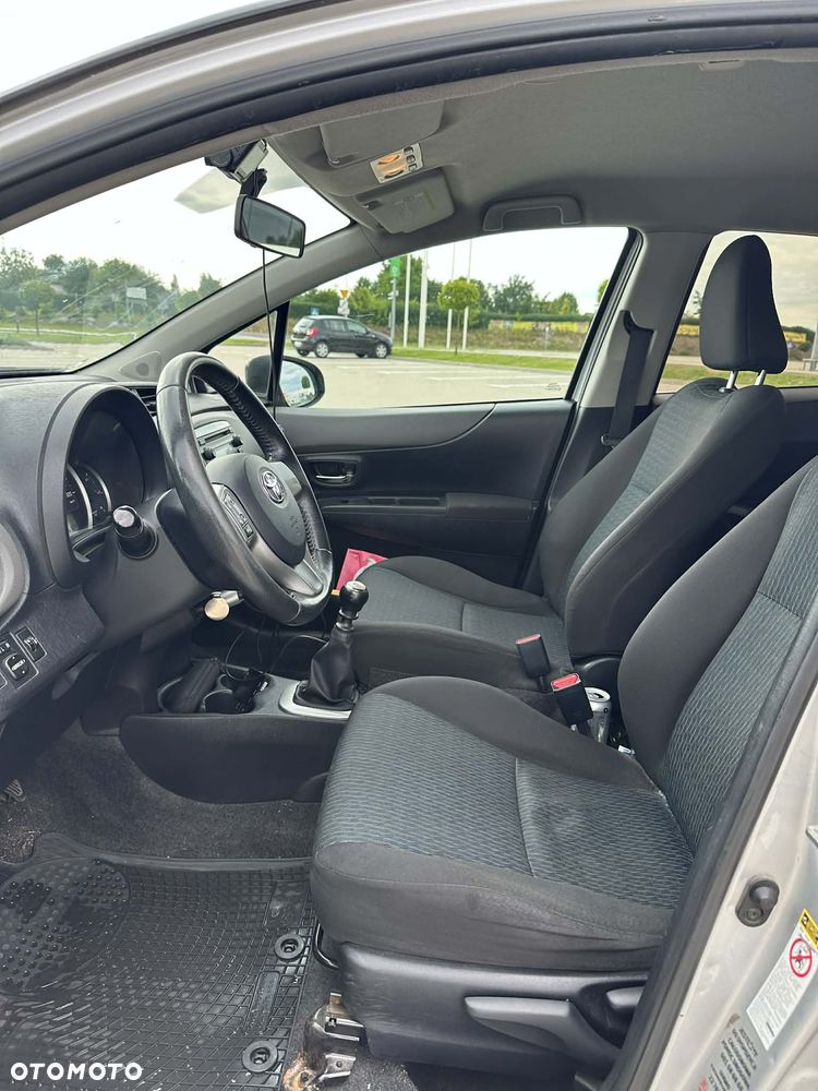 Toyota Yaris 1.4 D-4D Sol - 8