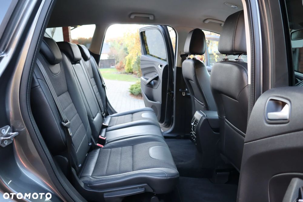 Ford Kuga 2.0 TDCi 4WD Titanium - 13