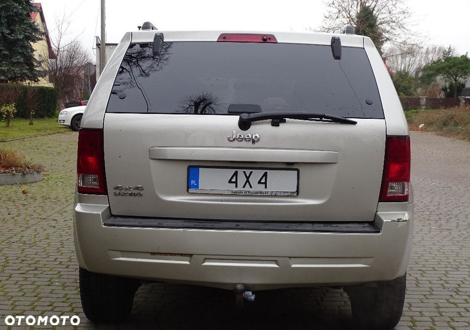 Jeep Grand Cherokee 3.7 V6 - 12