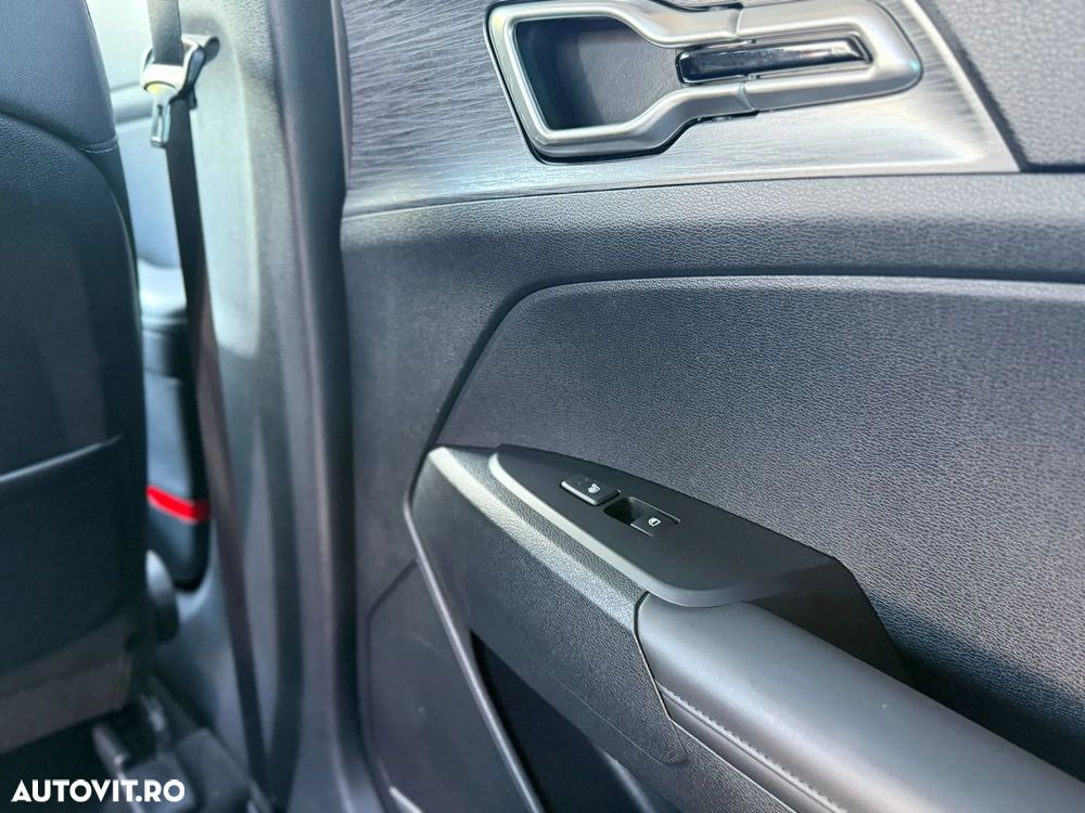 Kia Sportage 1.6 T-GDI MHEV 7DCT HP 4x4 Business Line - 33