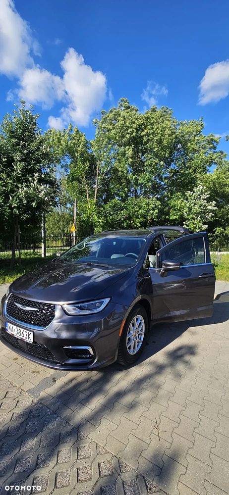 Chrysler Pacifica - 11
