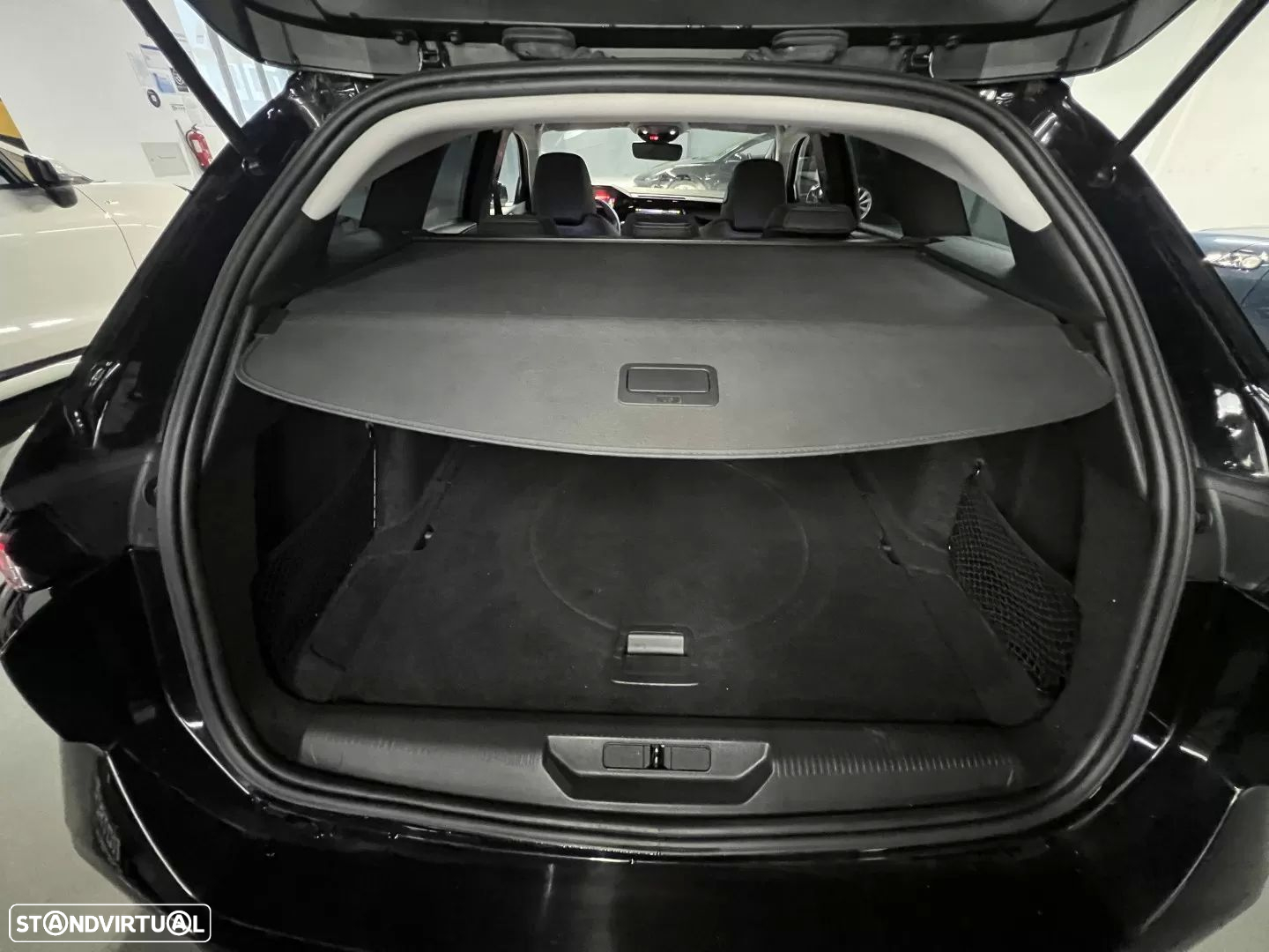 Peugeot 308 SW 1.5 BlueHDi Allure EAT8 - 48