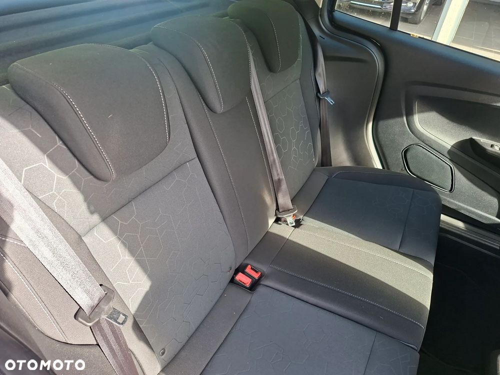 Ford B-MAX - 12