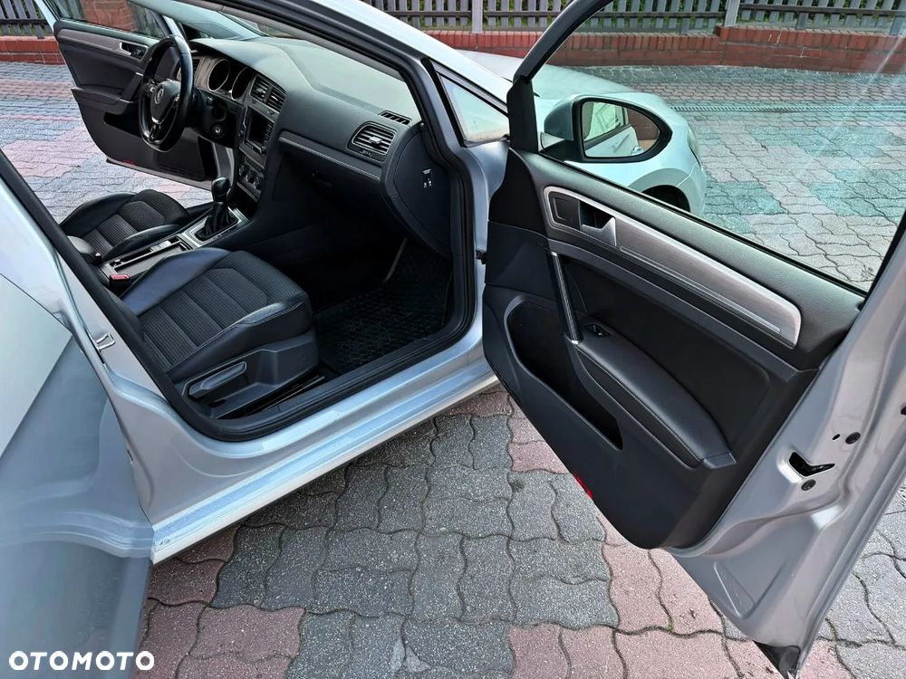 Volkswagen Golf 2.0 TDI BMT Highline DSG - 18