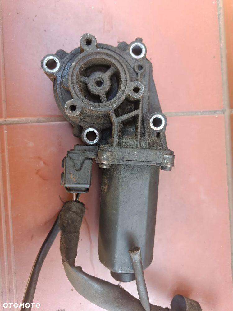 MERCEDES W164 ML X164 GL SILNICZEK NASTAWNIK REDUKTORA A1645400088 - 3