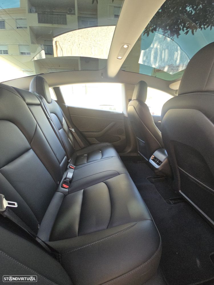 Tesla Model 3 Long Range Tração Integral Premium - 29