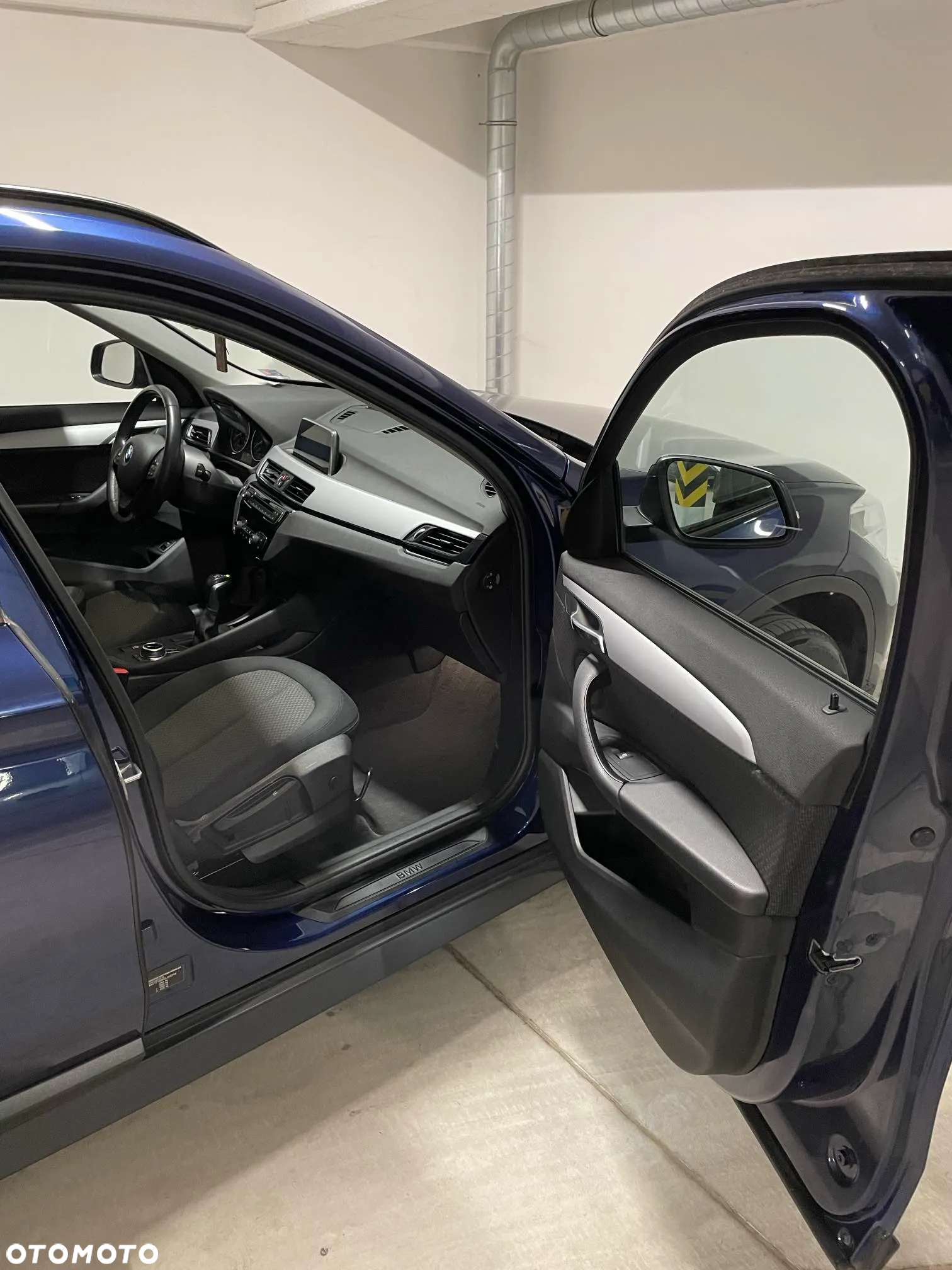 BMW X1 sDrive18d Advantage - 18