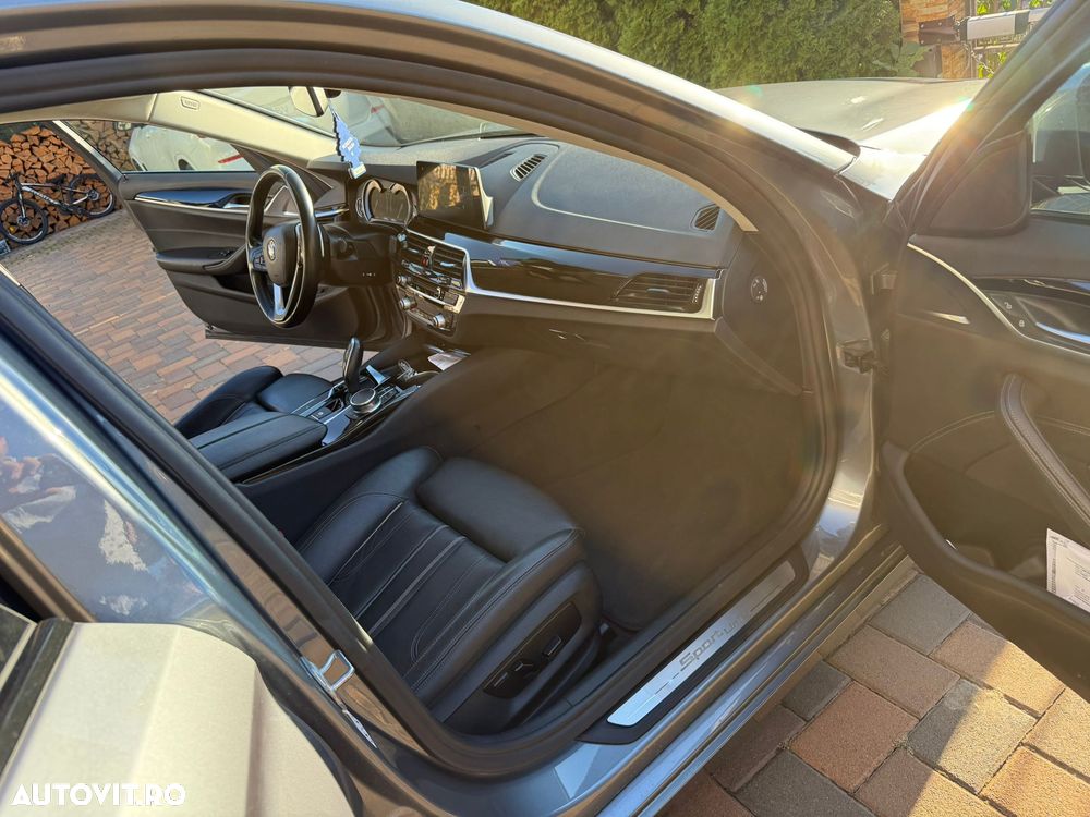 BMW Seria 5 520d Aut. Sport Line - 22