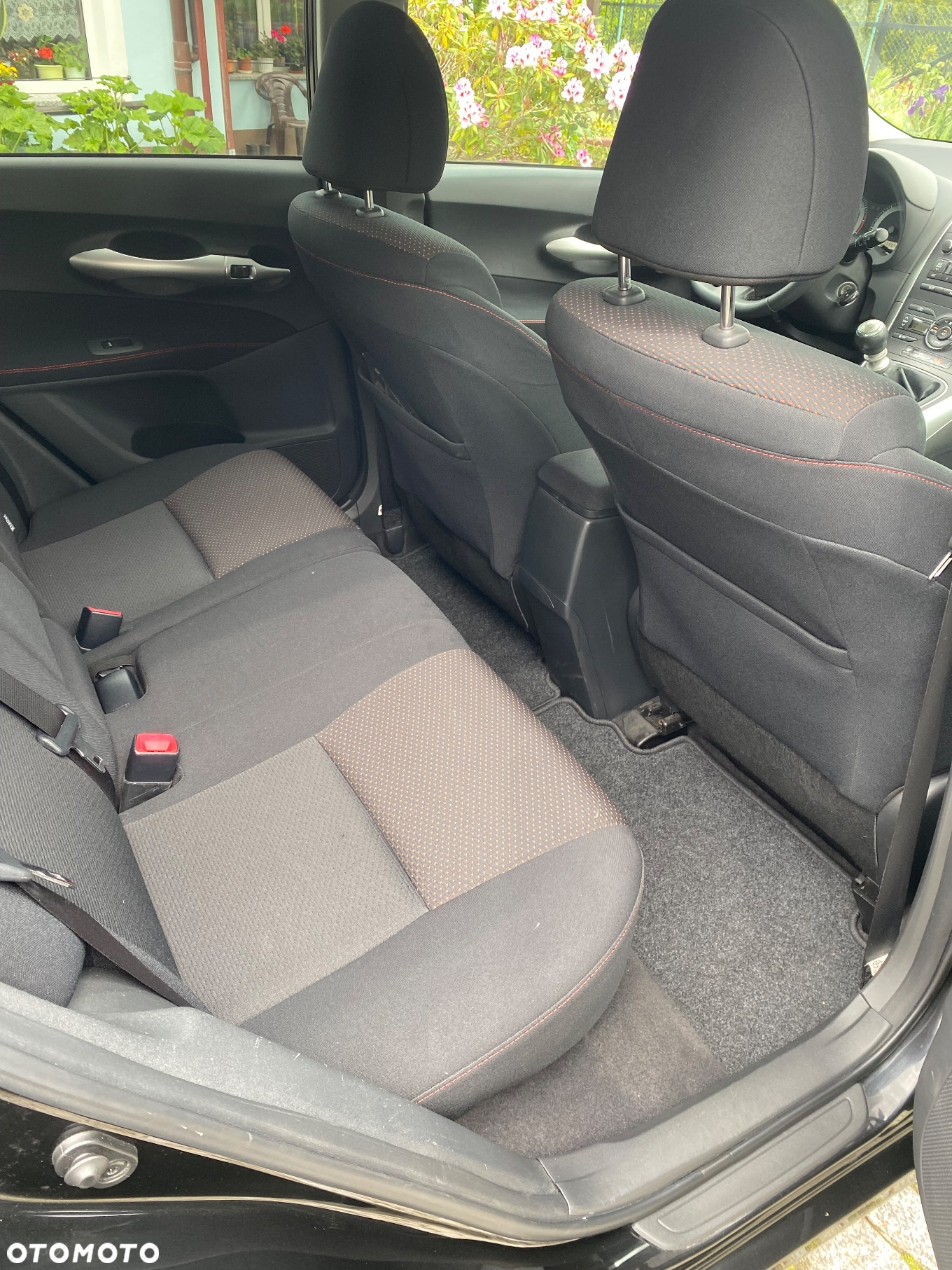 Toyota Auris 1.6 Club - 11