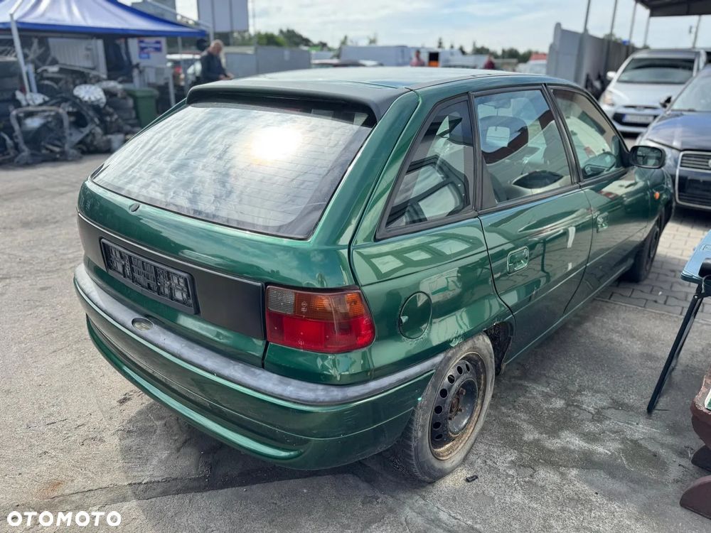 Opel Astra 1997 poj. 1.6 benzyna 75 KM - NA CZĘŚCI - 1