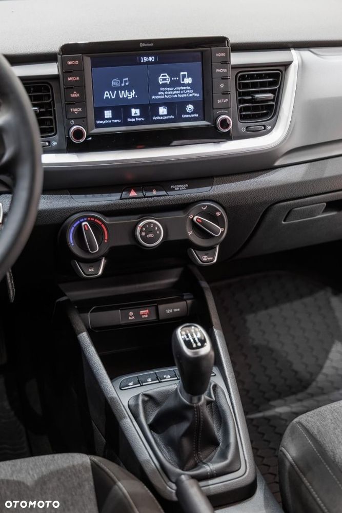 Kia Stonic - 23