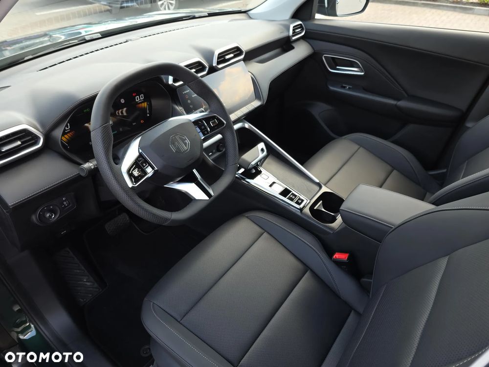 MG ZS Hybrid+ - 9