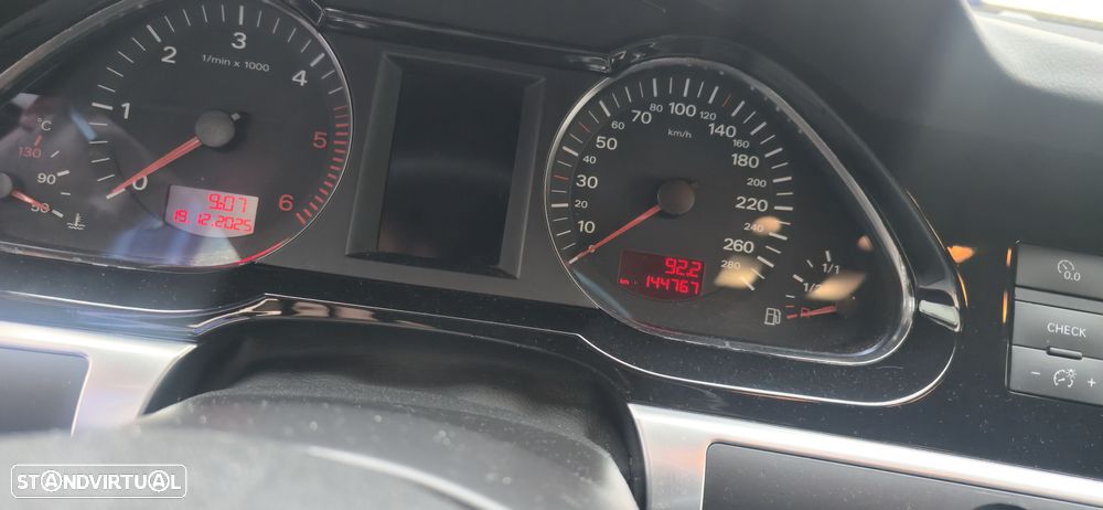 Audi A6 Avant 2.0 TDI S-Line - 7