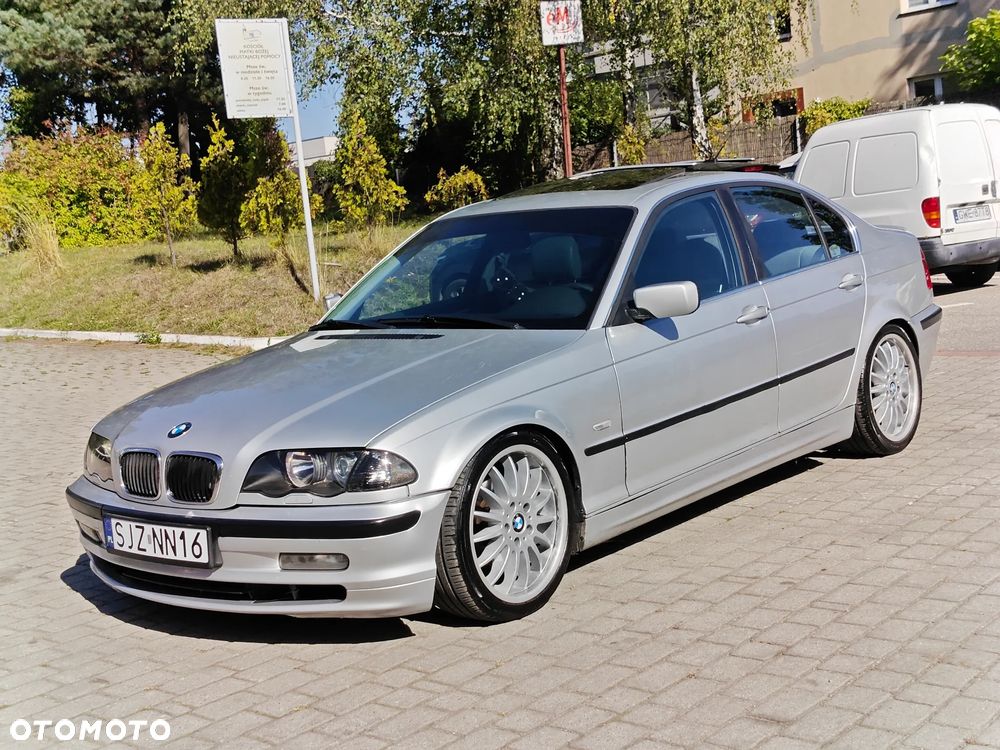 BMW Seria 3 320i - 18