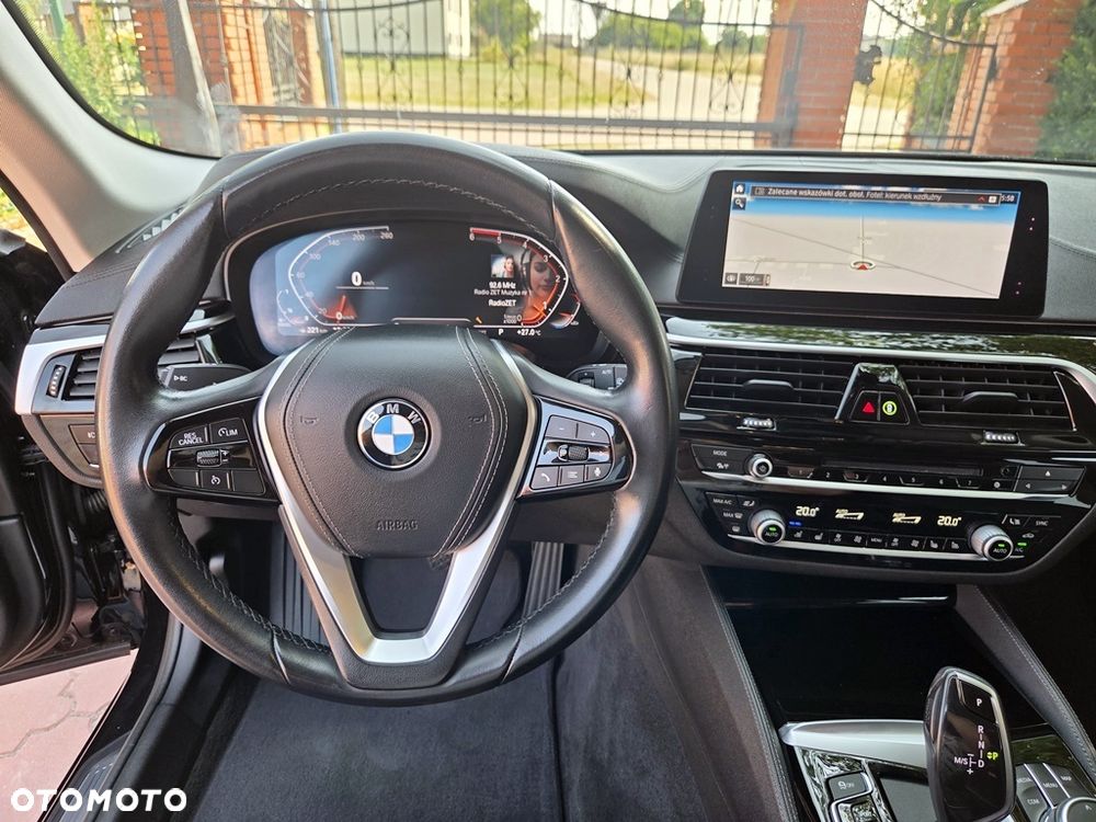 BMW Seria 5 - 21