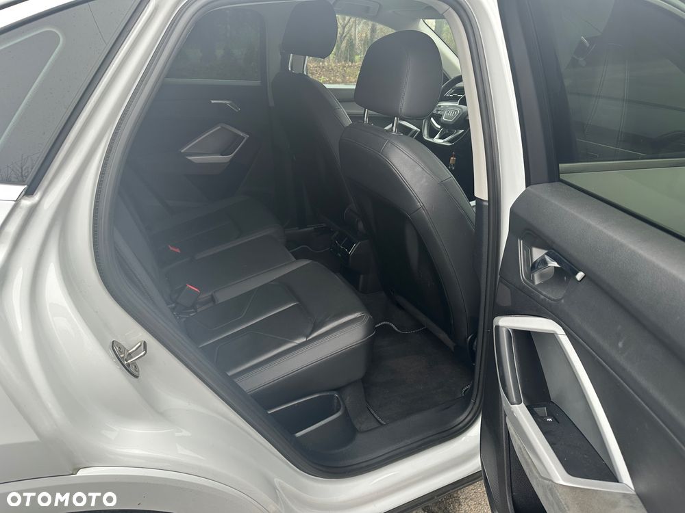 Audi Q3 35 TDI S-Line S tronic - 21