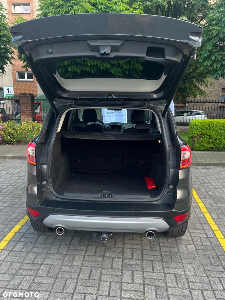 Ford Kuga 2.0 TDCi FWD Titanium - 16