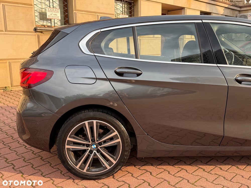 BMW Seria 1 116d Luxury Line - 9