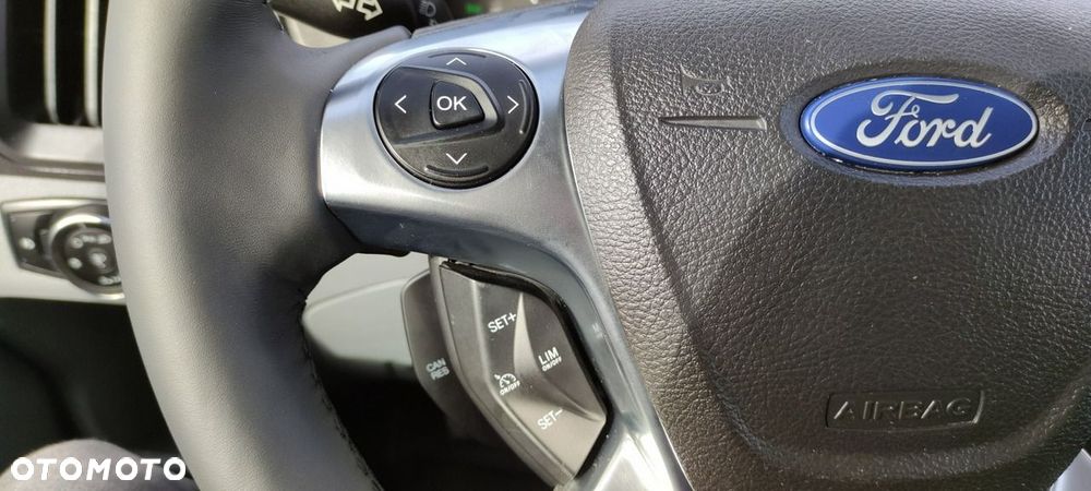 Ford Transit - 32
