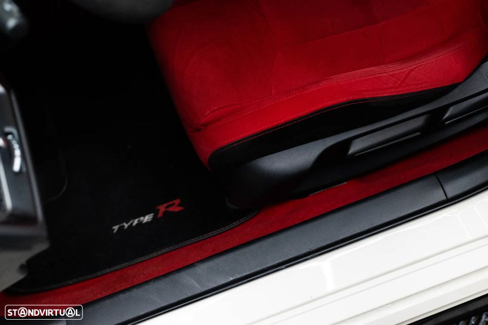 Honda Civic 2.0 VTEC Turbo Type R - 28