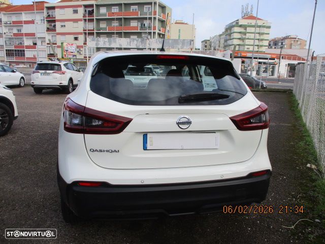 Nissan Qashqai 1.5 dCi N-WAY - 3