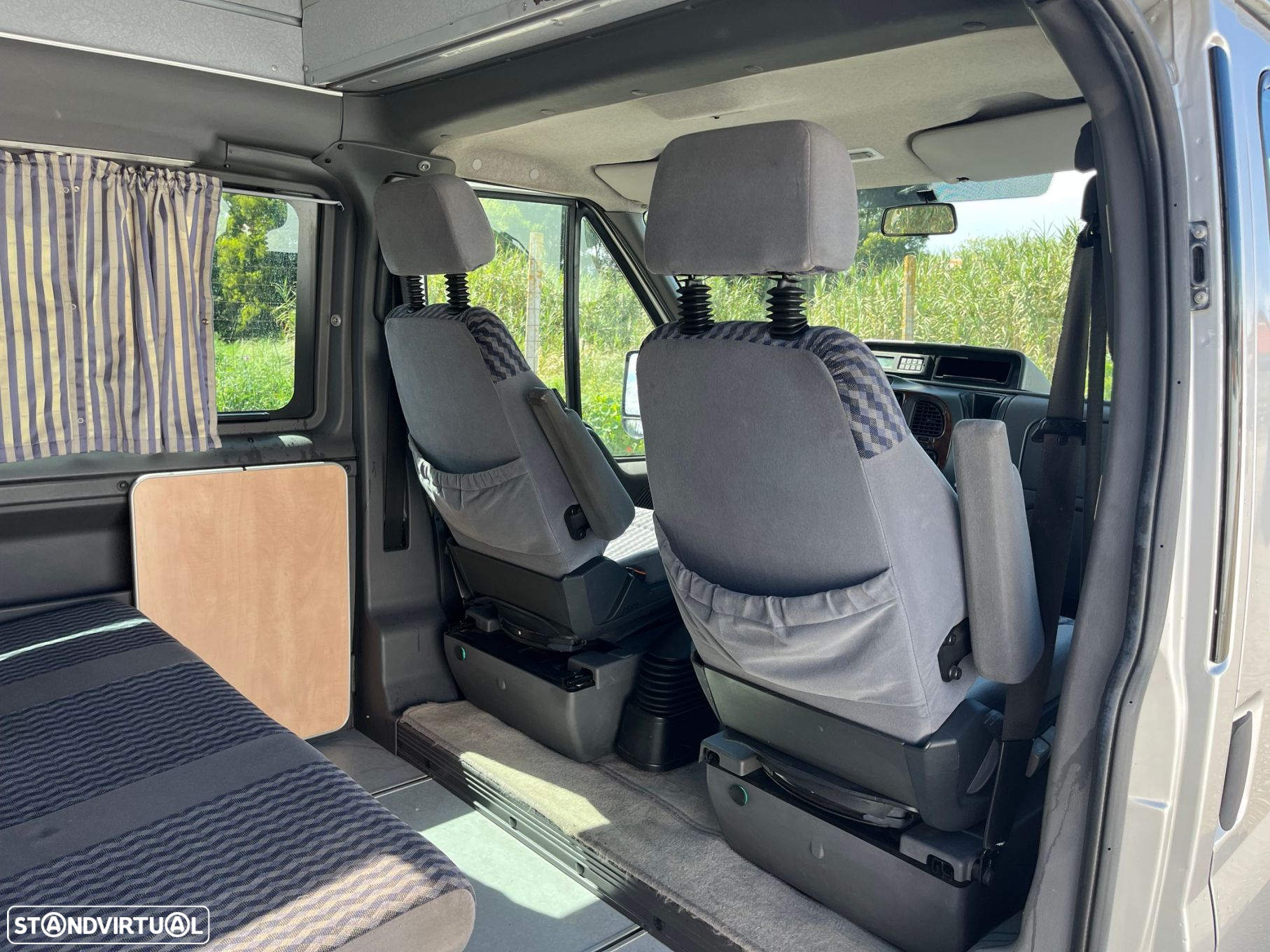 Ford Transit Outro - 18