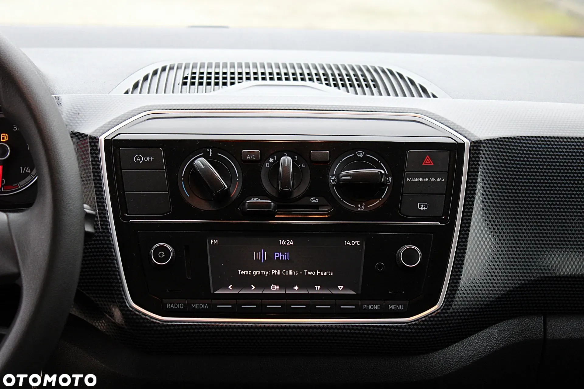Volkswagen up! (BlueMotion Technology) sound - 17