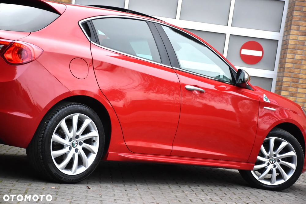 Alfa Romeo Giulietta 1.6 JTDM Distinctive - 40