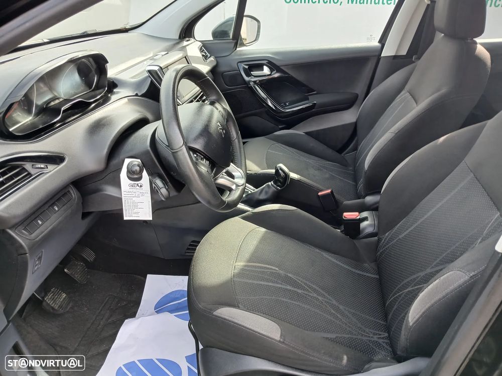 Peugeot 208 1.2 VTi Active - 13