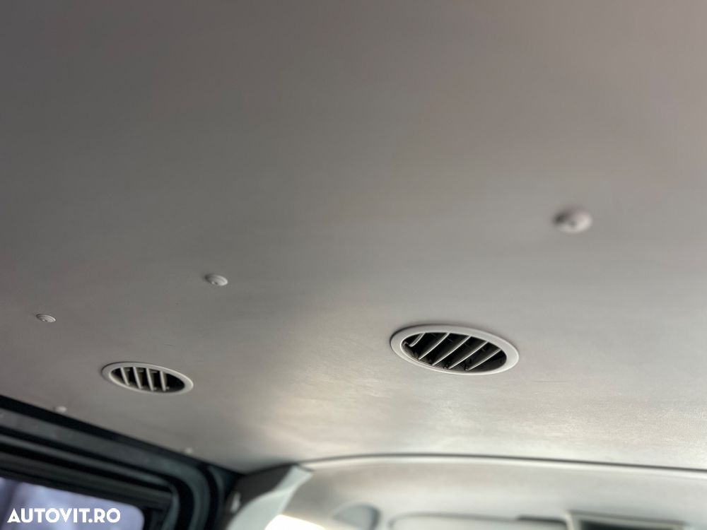 Volkswagen Transporter - 16