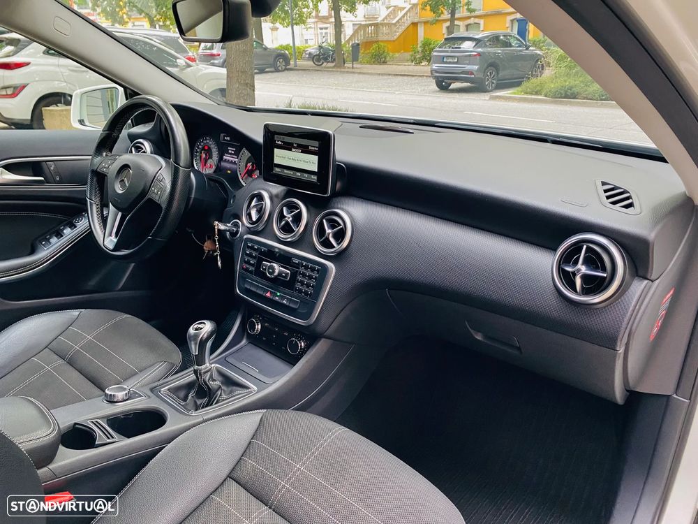 Mercedes-Benz A 180 d Urban - 8