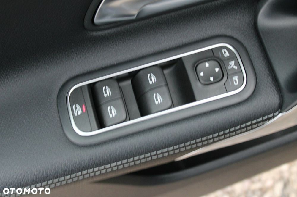 Mercedes-Benz CLA - 20