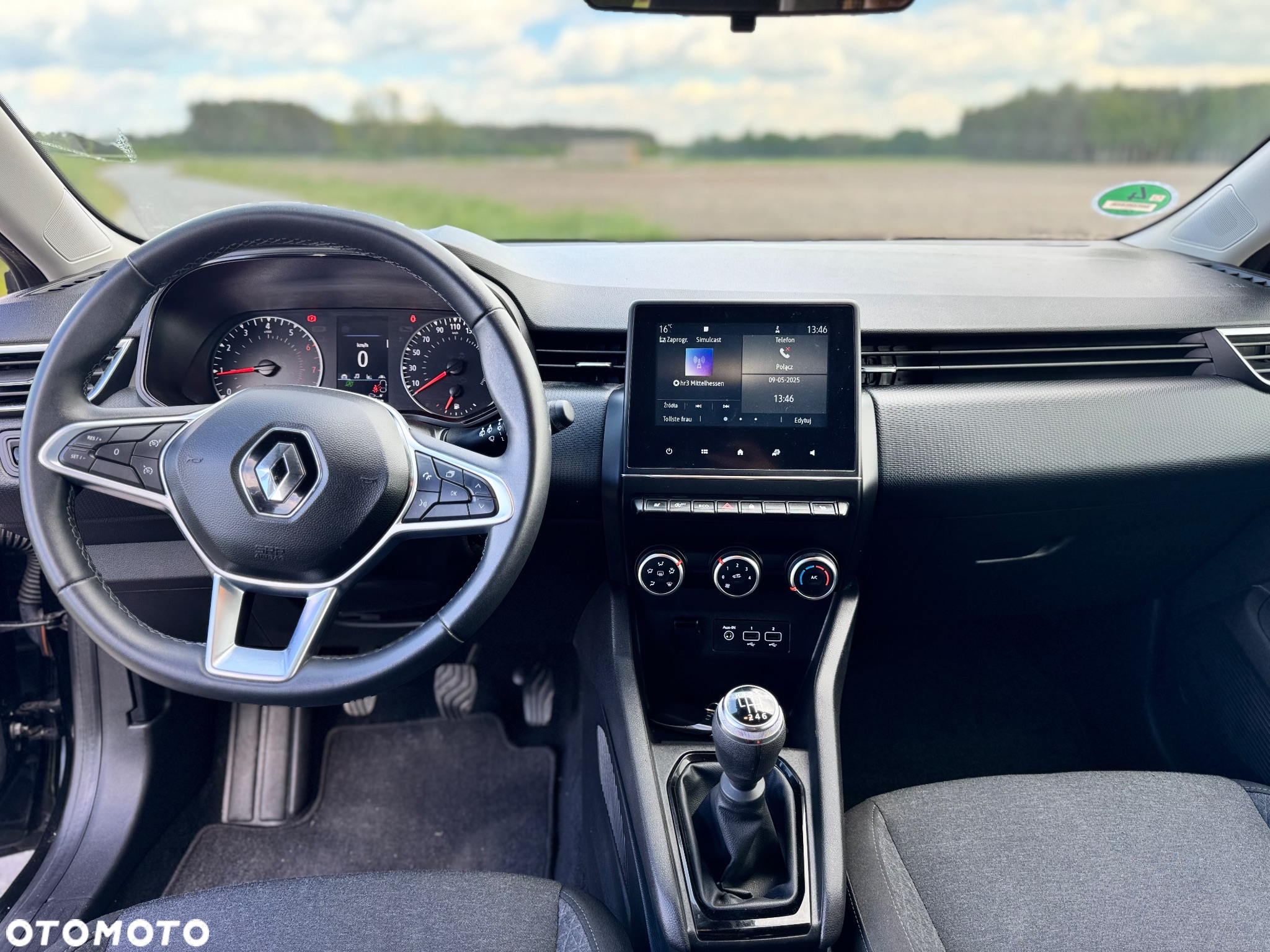 Renault Clio TCe 90 EVOLUTION - 17
