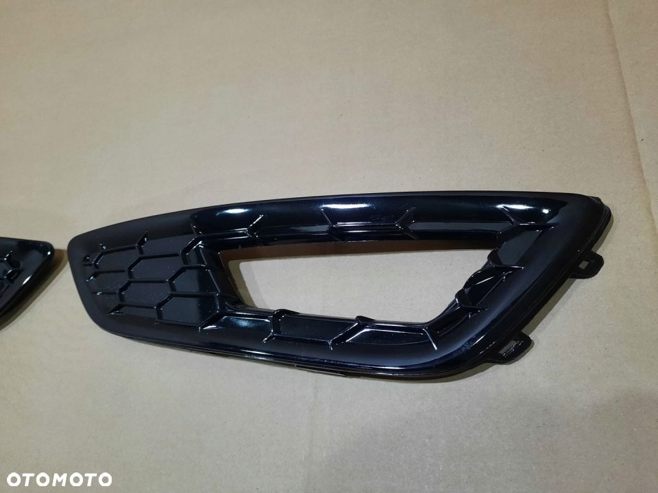 KRATKA PRZÓD FORD FOCUS MK3 LIFT ST-LINE NOWE - 2
