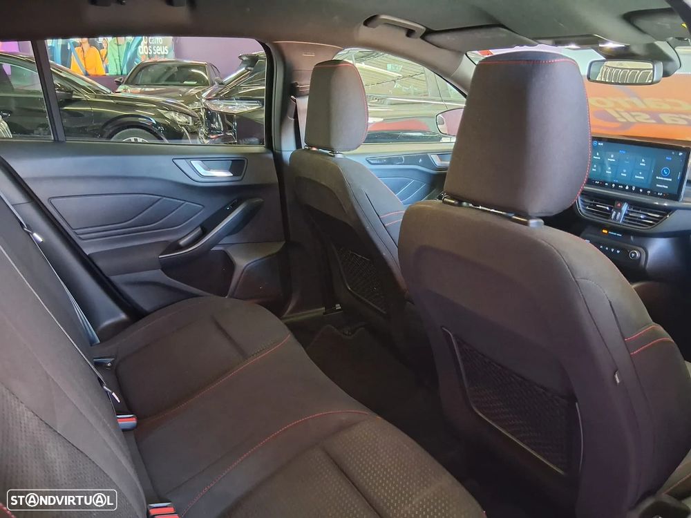 Ford Focus SW 1.0 EcoBoost ST-Line - 5