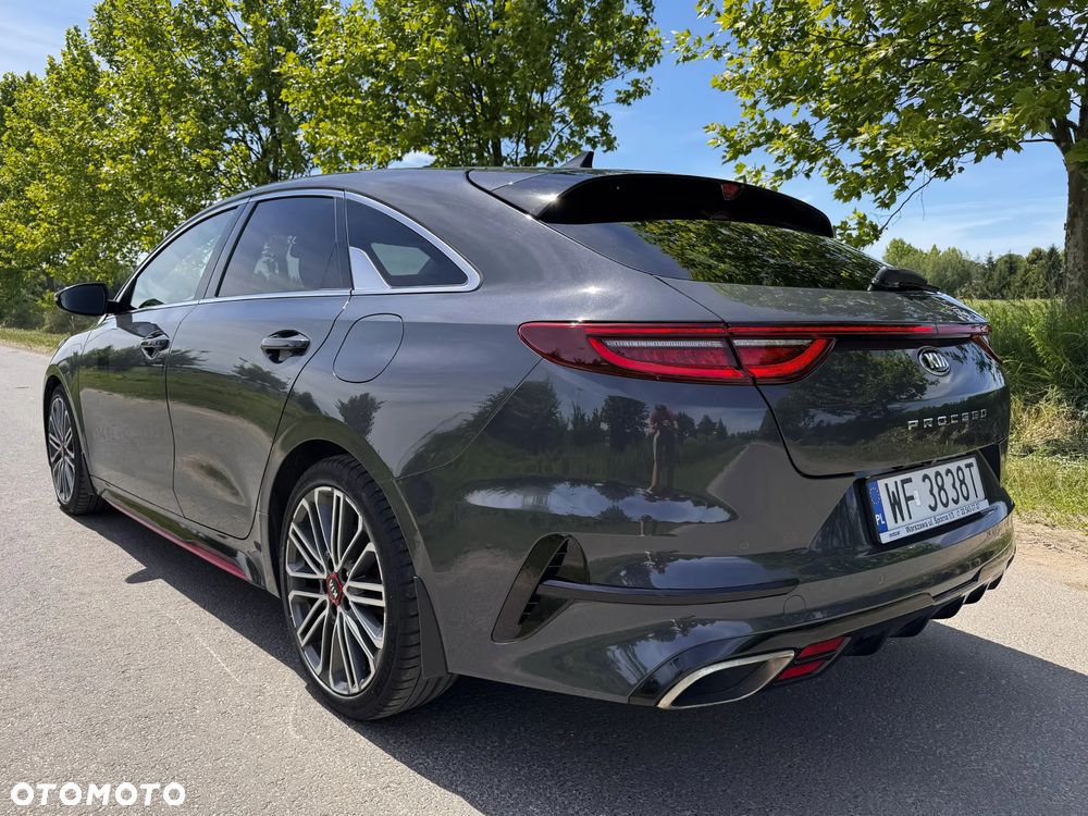 Kia ProCeed 1.6 T-GDI GT DCT - 4