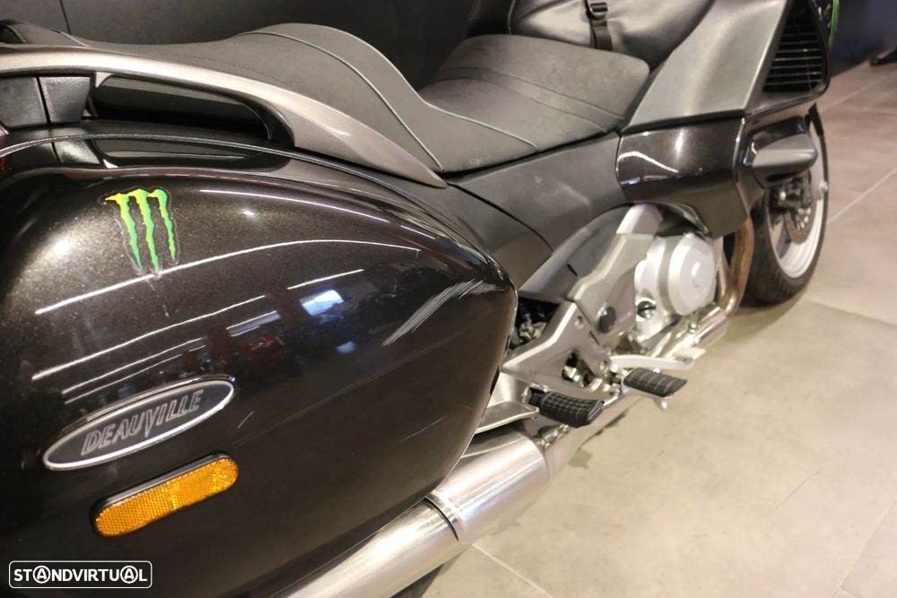 Honda Deauville 700 - 6