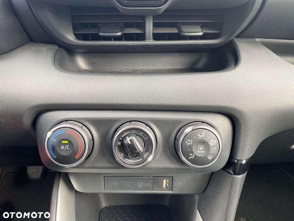 Toyota Yaris - 21