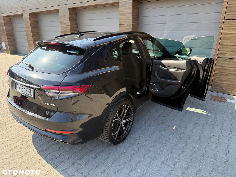 Maserati Levante S Q4 GranSport - 14