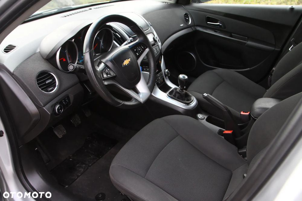 Chevrolet Cruze 1.8 LT - 7