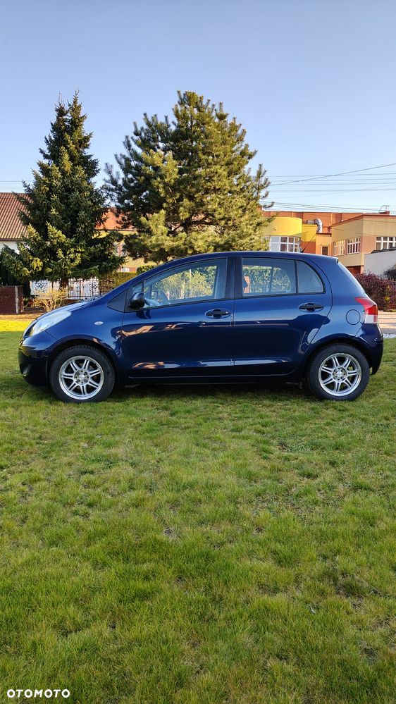 Toyota Yaris - 3