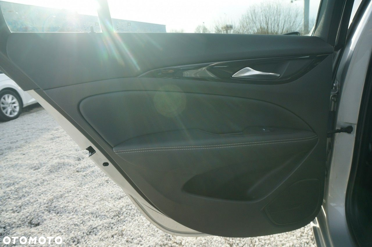 Opel Insignia 2.0 CDTI Elegance S&S - 23