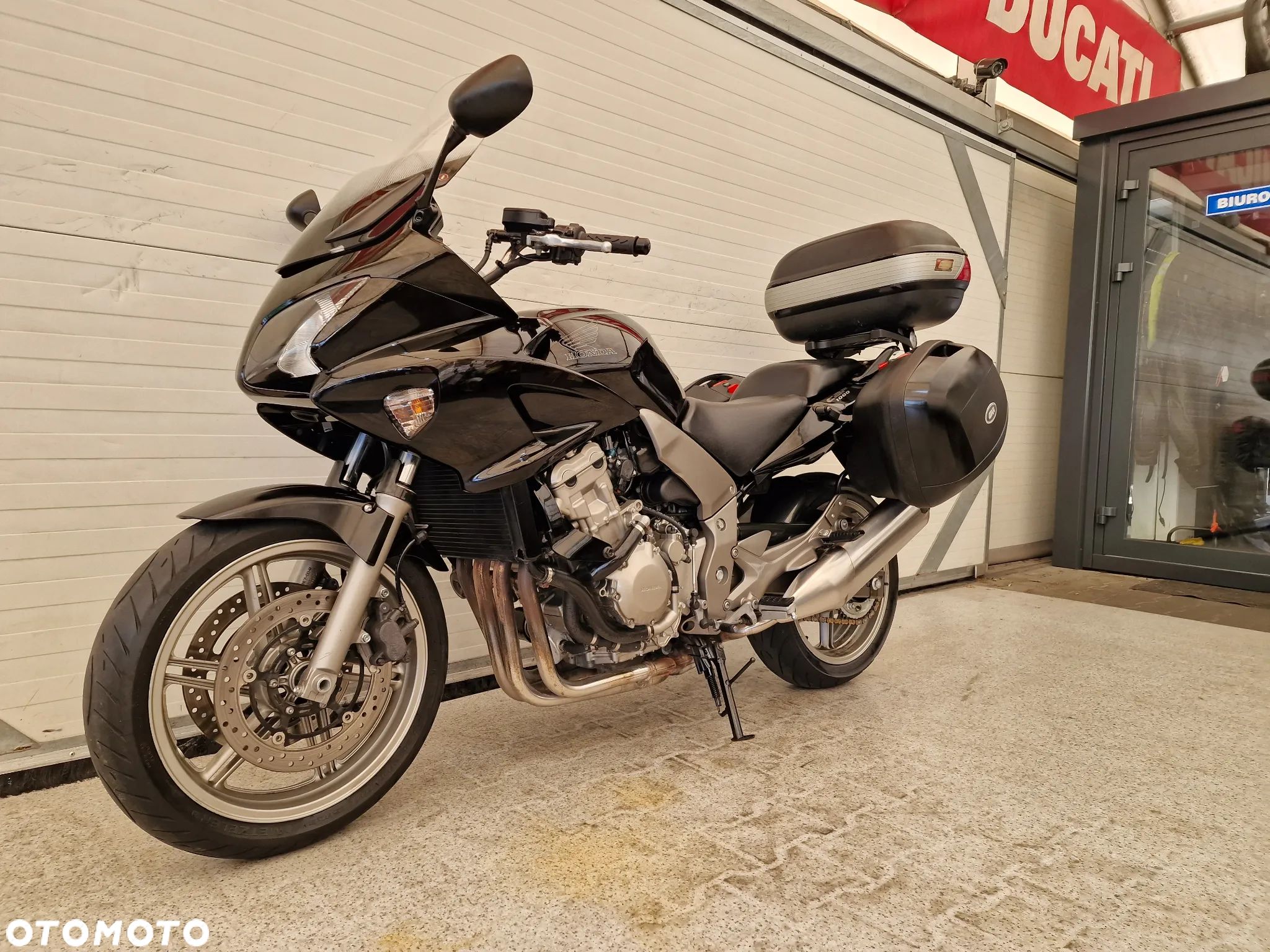 Honda CBF - 1