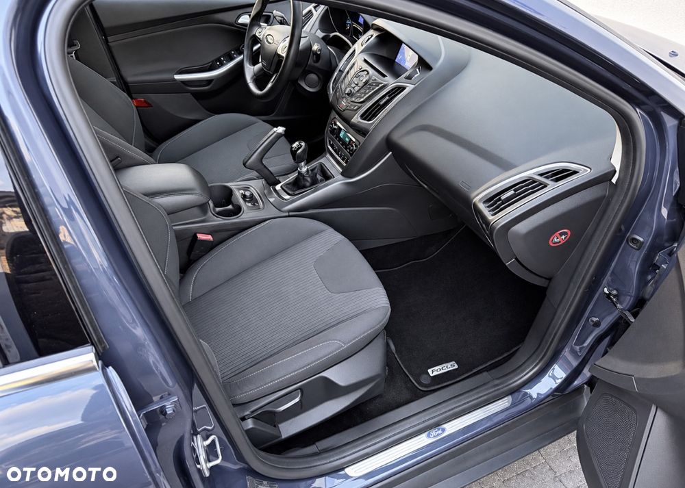 Ford Focus 1.0 EcoBoost STart-Stopp-System TITANIUM - 17
