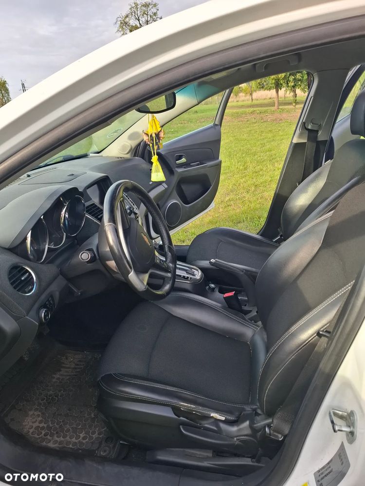 Chevrolet Cruze 2.0 D LT+ - 10