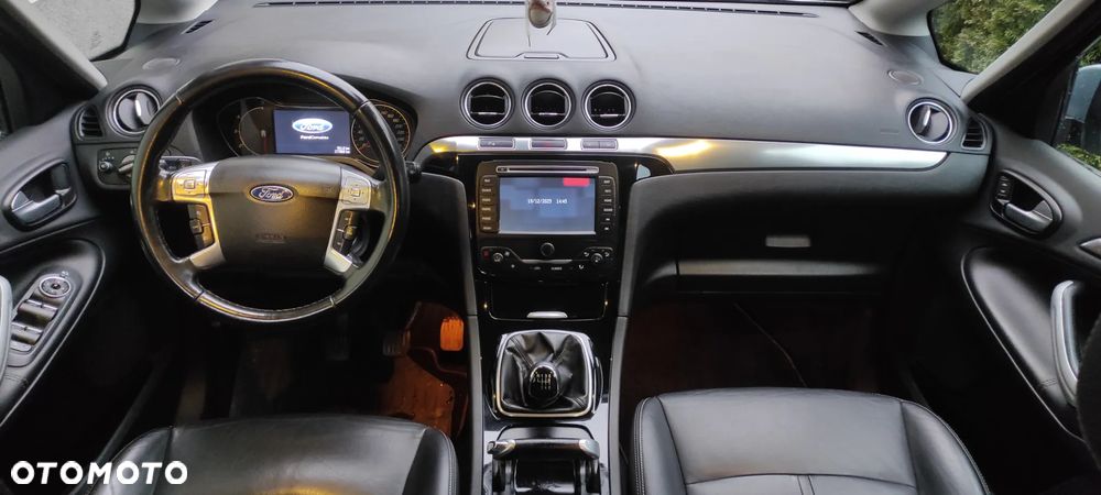 Ford S-Max 2.0 TDCi DPF Business Edition - 25